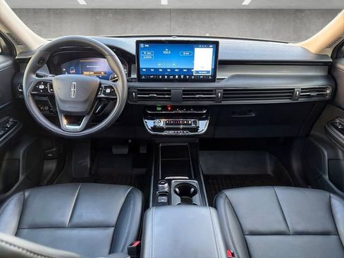 Used 2025 Lincoln Corsair FWD w/ Equipment Group 101A image 20