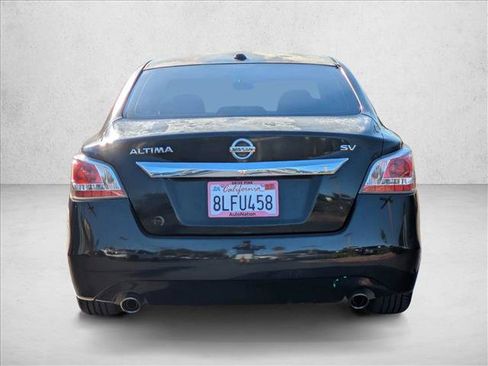 Used 2015 Nissan Altima 2.5 SV image 6
