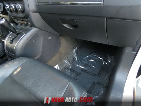 Used 2016 Jeep Patriot High Altitude FWD image 31