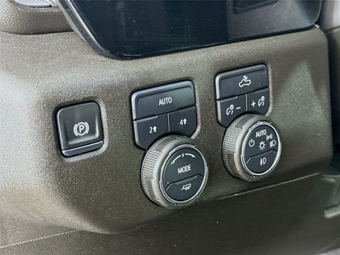 Used 2025 Chevrolet Silverado 1500 RST AWD/4WD image 12