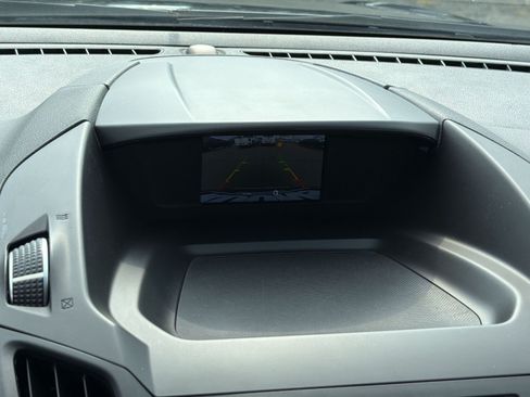 Used 2017 Ford Escape SE FWD image 19