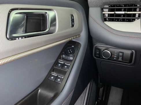 New 2026 Ford Explorer Active AWD/4WD image 21