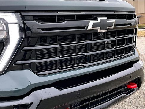 Used 2025 Chevrolet Silverado 2500 LT w/ Trail Boss Package image 29