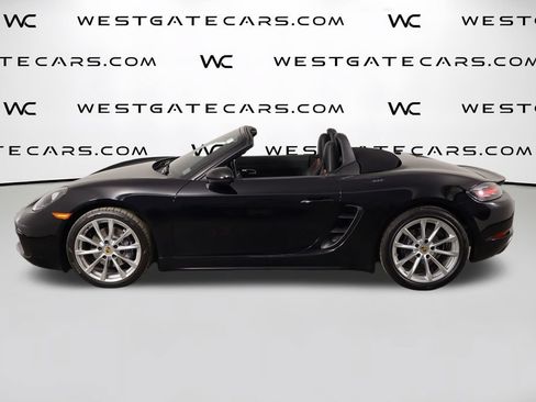 Used 2019 Porsche 718 Boxster RWD image 11