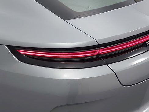 New 2026 Porsche Panamera 4 image 36