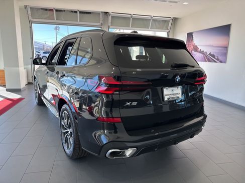 New 2026 BMW X5 xDrive40i w/ M Sport Package image 6