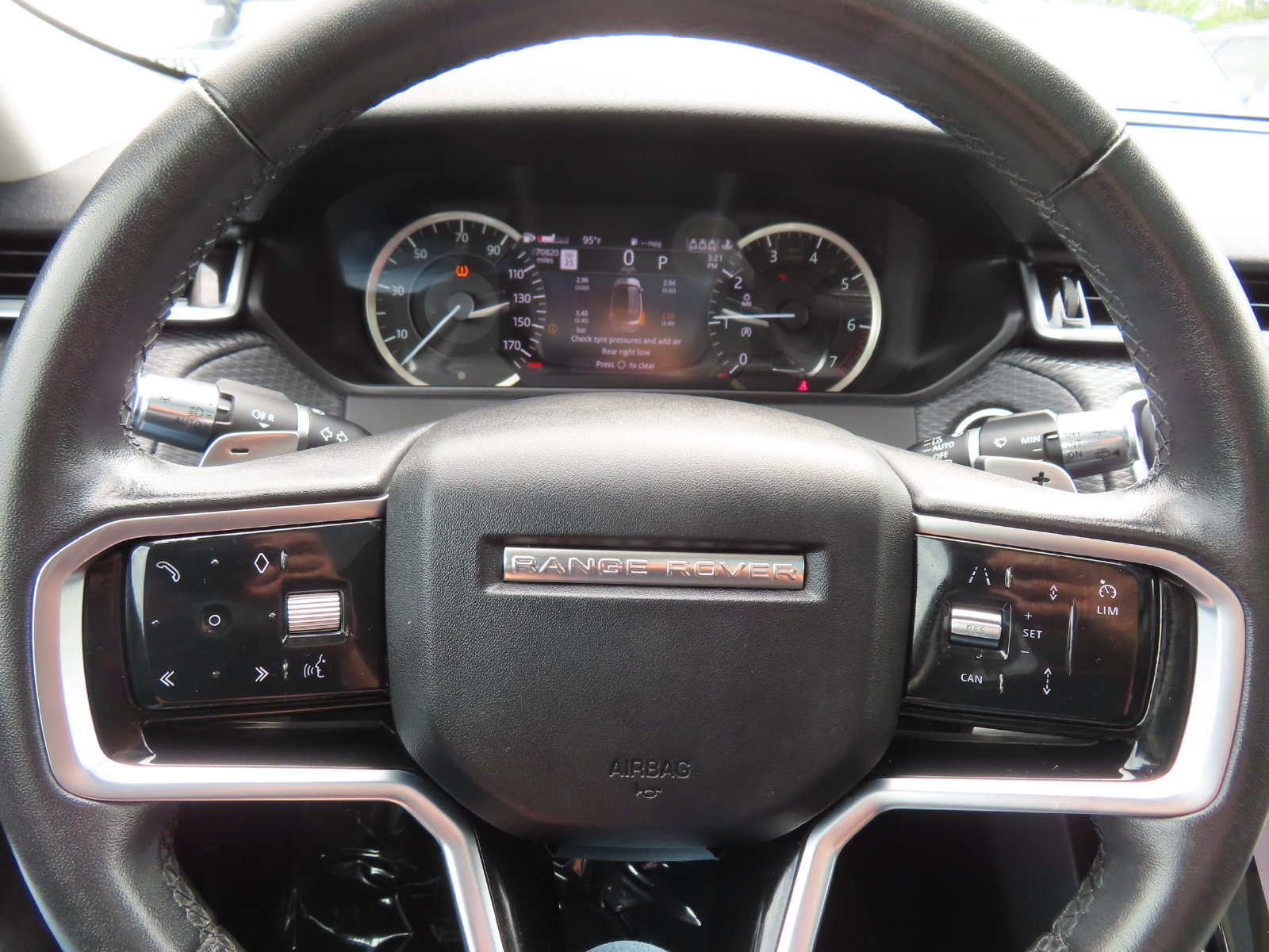 Used 2023 Land Rover Range Rover Velar S AWD/4WD image 16