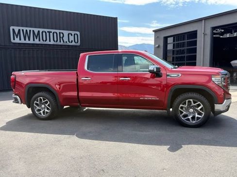 Used 2022 GMC Sierra 1500 SLT w/ SLT Premium Package AWD/4WD image 5