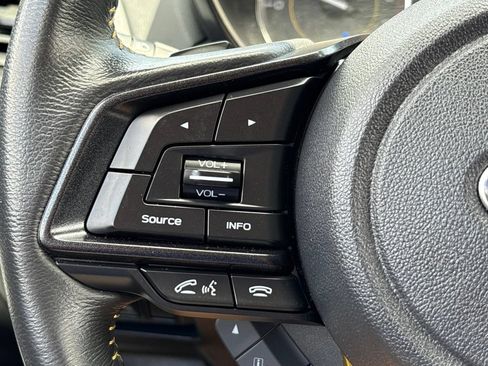 Used 2022 Subaru Crosstrek 2.5i Sport w/ Moonroof Package AWD/4WD image 19