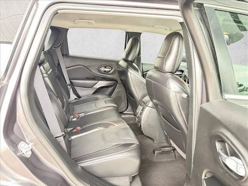 Used 2019 Jeep Compass Trailhawk AWD/4WD image 15