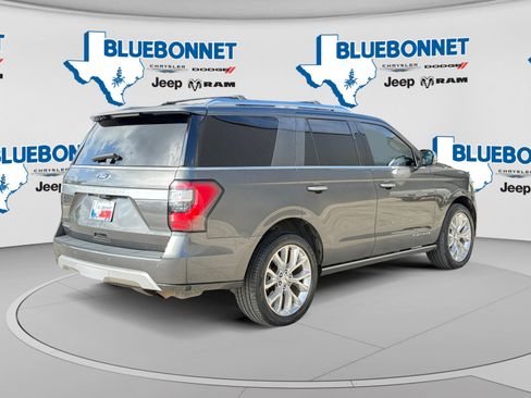Used 2019 Ford Expedition Platinum RWD image 5