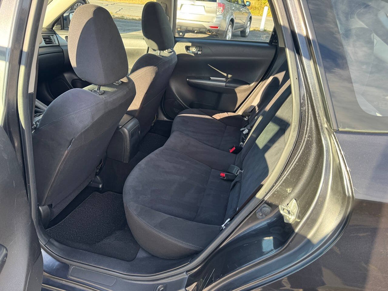 Used 2011 Subaru Impreza 2.5i Premium w/ PWR Moonroof Value Pkg AWD/4WD image 16