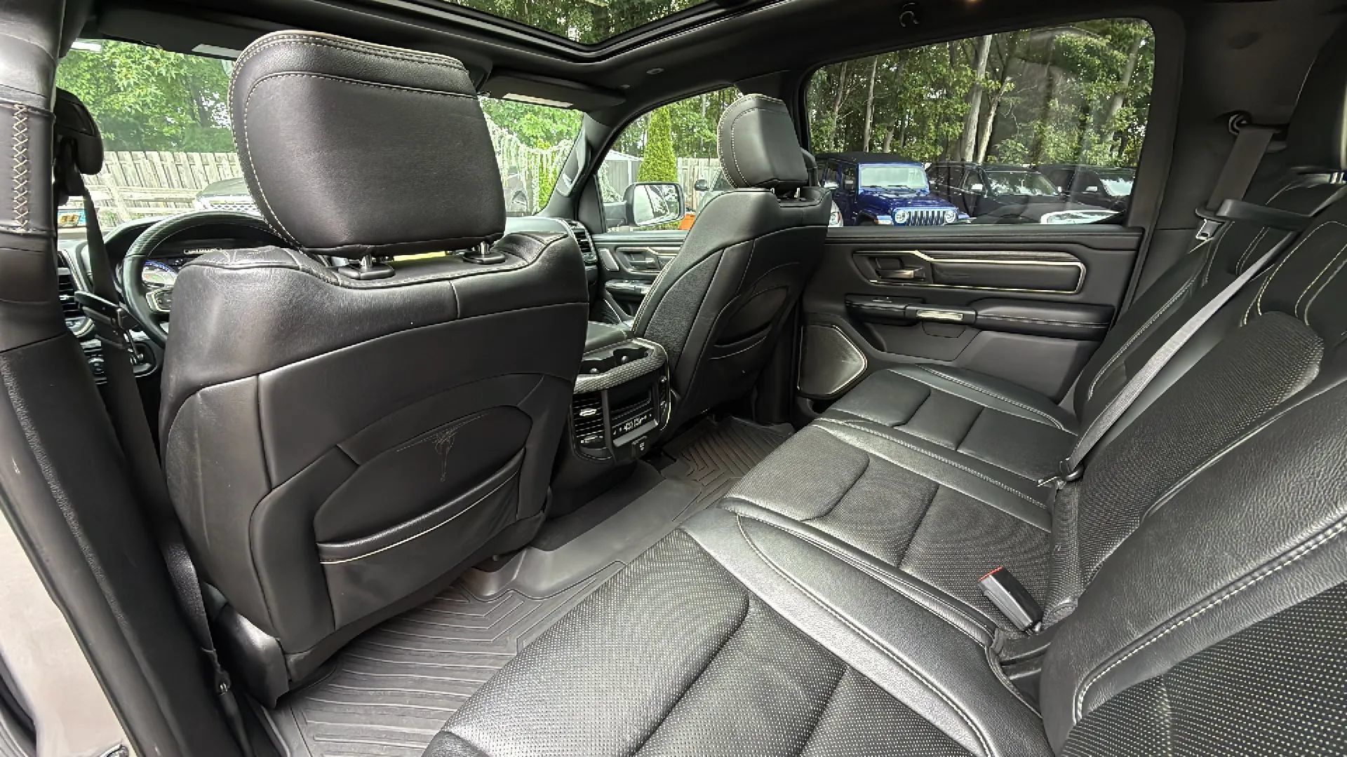 Used 2019 RAM 1500 Limited AWD/4WD image 23