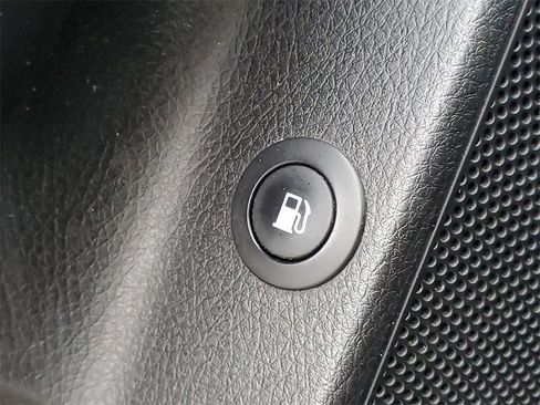 Used 2012 Kia Sorento SX w/ SX Premium Pkg image 17