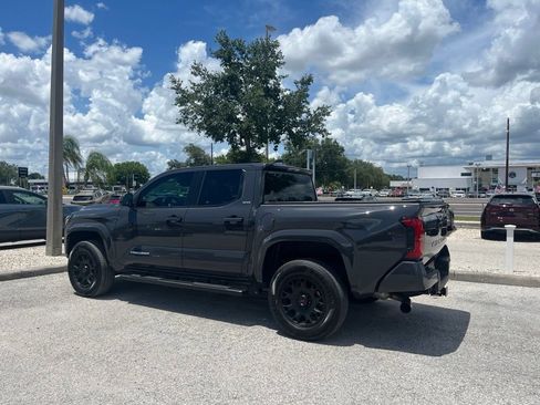 Used 2025 Toyota Tacoma SR5 RWD image 4