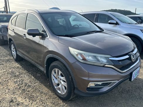 Used 2016 Honda CR-V EX-L image 2