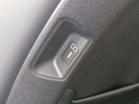 New 2025 Kia Sorento EX AWD/4WD image 13