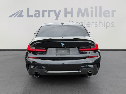 Used 2021 BMW 330i Sedan RWD image 4