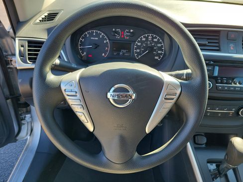 Used 2016 Nissan Sentra S image 20