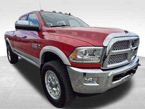 Used 2017 RAM 2500 Laramie w/ Convenience Group image 5