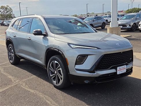 New 2026 Buick Enclave Sport Touring w/ Super Cruise Package image 5