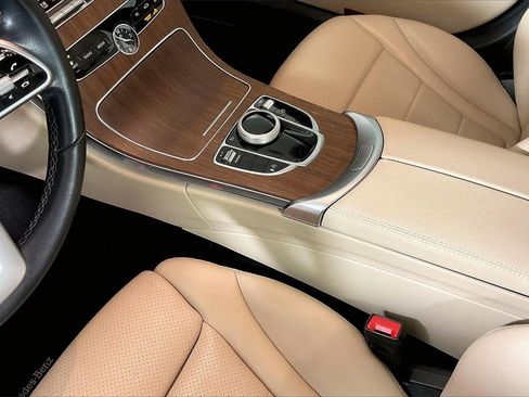 Used 2019 Mercedes-Benz C 300 Sedan image 17