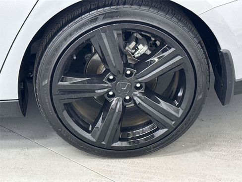 Used 2024 Honda Accord Sport image 10