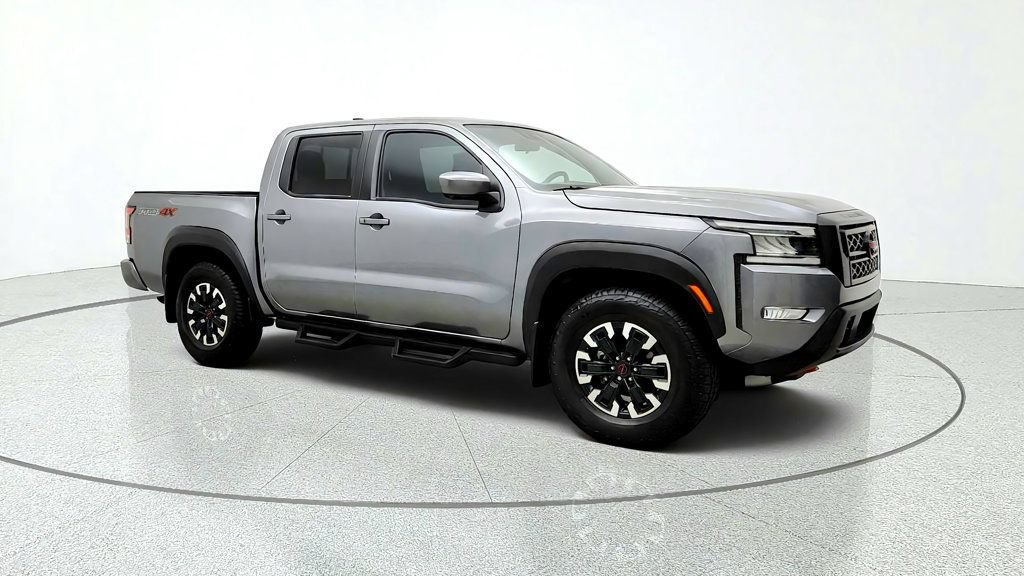Used 2024 Nissan Frontier PRO-4X w/ Pro Convenience Package AWD/4WD image 3