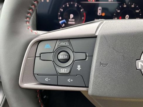 New 2026 Nissan Sentra SR w/ SR Premium Package FWD image 13