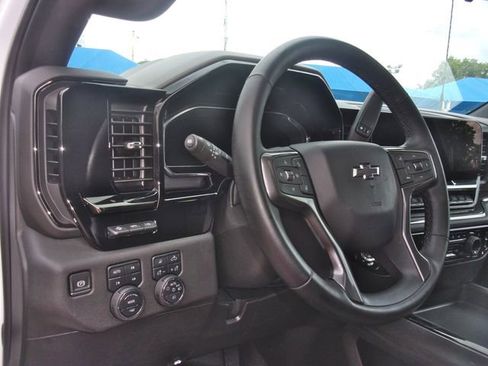 Used 2025 Chevrolet Silverado 2500 ZR2 w/ ZR2 Bison Edition AWD/4WD image 31