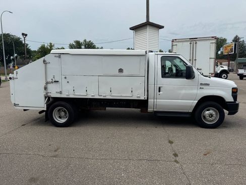 Used 2012 Ford E-450 and Econoline 450 Super Duty RWD image 5