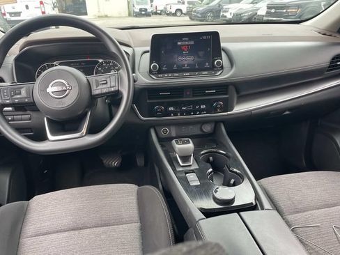 Used 2023 Nissan Rogue SV AWD/4WD image 17