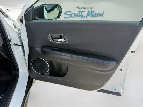 Certified 2022 Honda HR-V EX image 30