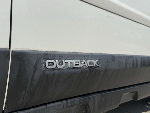 Used 2013 Subaru Outback 2.5i Premium image 5