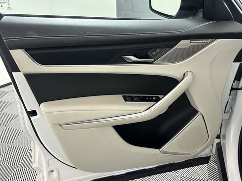 Used 2026 Jaguar F-PACE R-Dynamic S image 10