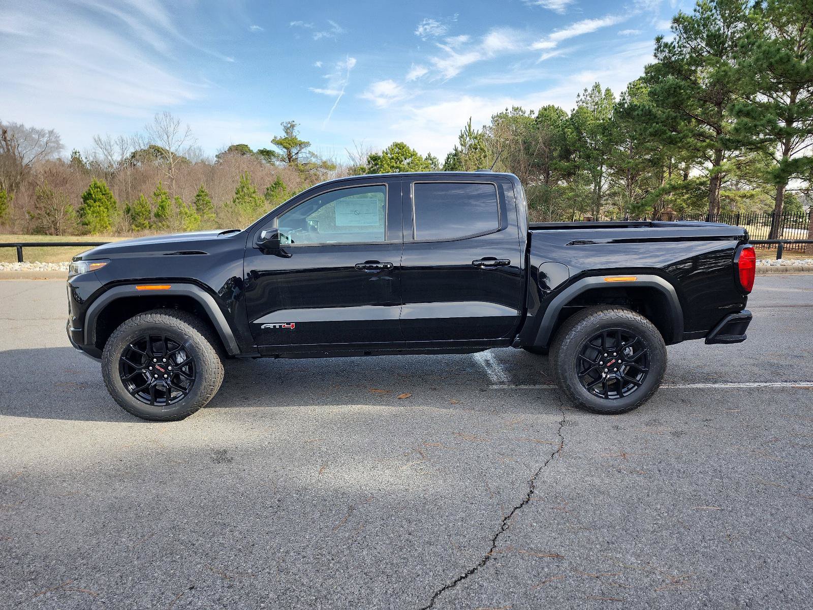 New 2026 GMC Canyon AT4 AWD/4WD image 2