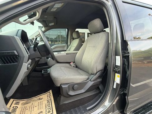 Used 2019 Ford F150 XLT RWD image 16
