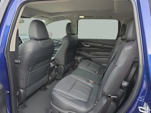 Used 2026 Subaru Ascent Limited AWD/4WD image 14