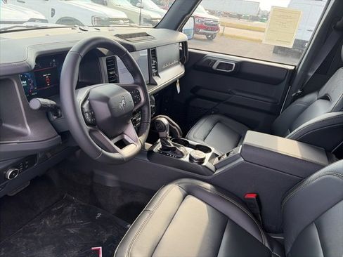 New 2025 Ford Bronco Badlands w/ Sasquatch Package image 16