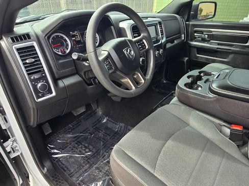 Used 2024 RAM 1500 Warlock RWD image 13