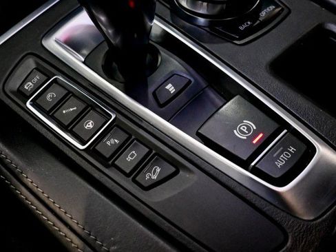 Used 2017 BMW X5 M image 46