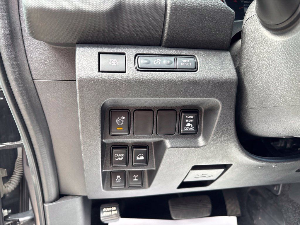 Used 2022 Nissan Frontier PRO-4X AWD/4WD image 36