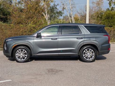 Certified 2022 Hyundai Palisade SE image 2