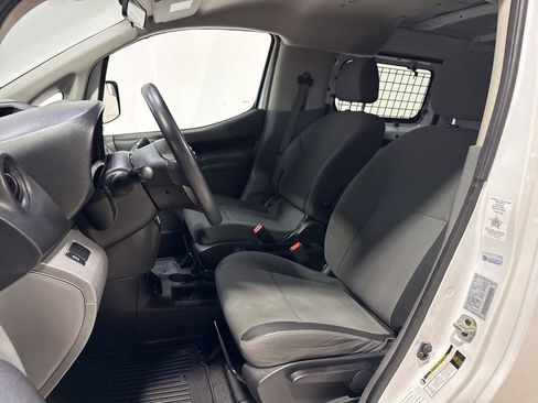 Used 2019 Nissan NV200 S FWD image 23