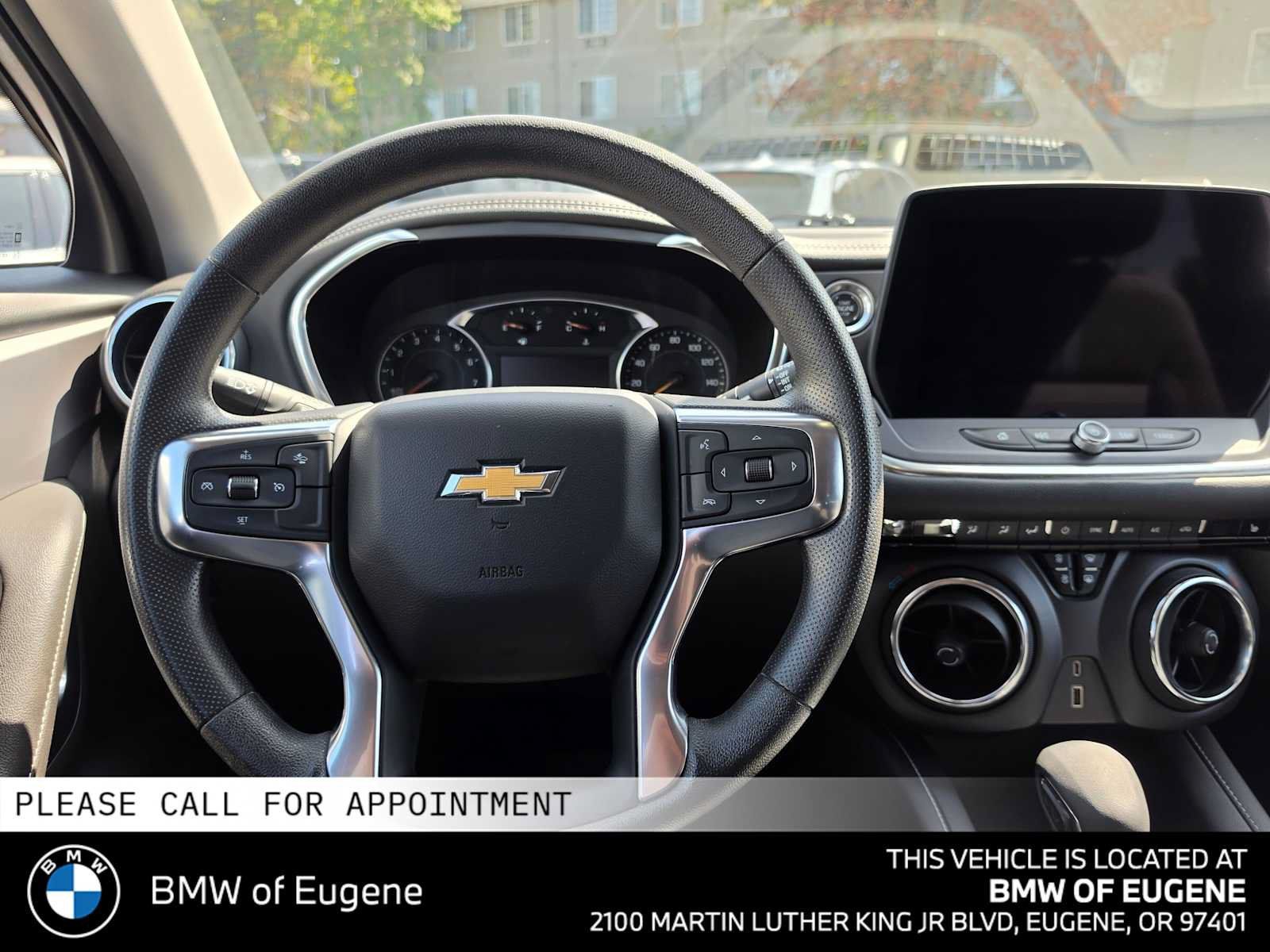 Used 2025 Chevrolet Blazer LT AWD/4WD image 22