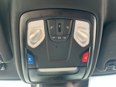 Certified 2025 RAM 2500 Big Horn AWD/4WD image 19