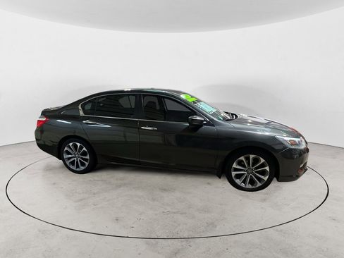 Used 2015 Honda Accord Sport image 7