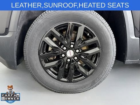 Used 2019 GMC Acadia SLT w/ LPO, Floor Liner Package FWD image 33