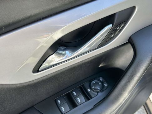 Used 2021 Chevrolet Blazer LT image 18