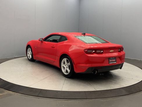Used 2023 Chevrolet Camaro LT RWD image 3
